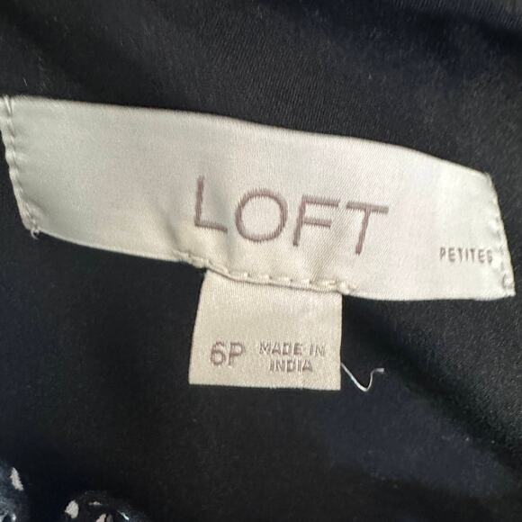 LOFT Short Dress WMNS 6P Shift Black White Dotted Floral Ruffle Hem Tie Neck - Picture 5 of 6